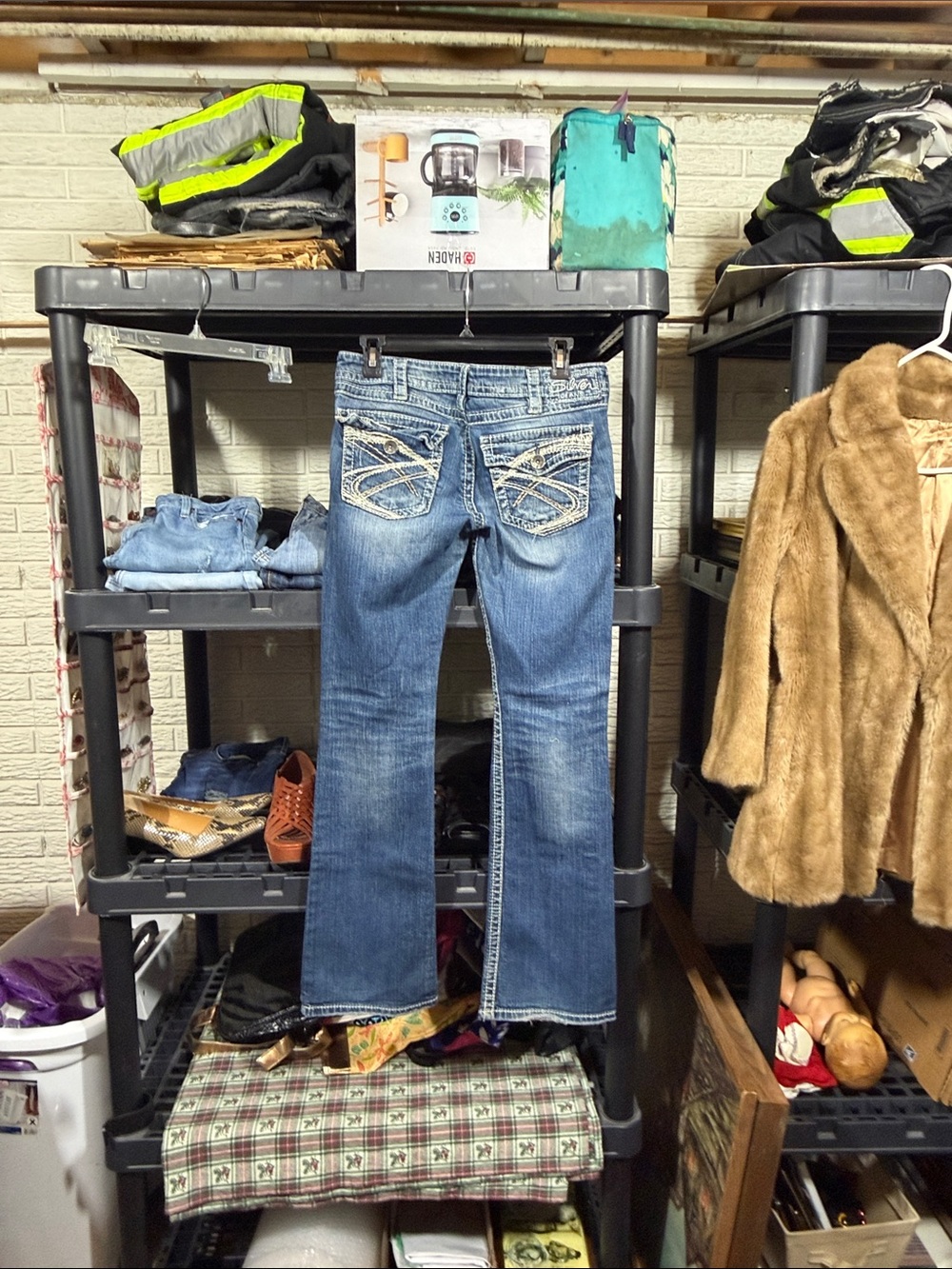 Jeans Women's Distressed Blue Skinny and boot cut Jeans - Picture 11 of 11